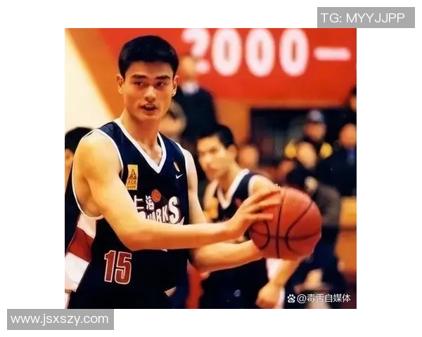 姚明在篮球场上呼唤大哥的背后故事与情感解读 姚明在篮球场上呼唤大哥的背后故事与情感解读