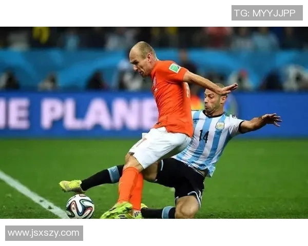 足球明星花式传球精彩瞬间展现技巧与魅力的视觉盛宴 足球明星花式传球精彩瞬间展现技巧与魅力的视觉盛宴