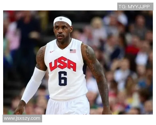 詹姆斯与足球明星的实力对比谁更胜一筹引发的讨论与思考 詹姆斯与足球明星的实力对比谁更胜一筹引发的讨论与思考